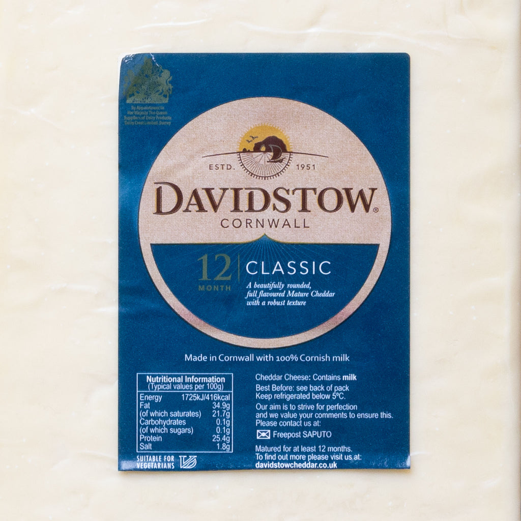 Lobbs Farm Shop Deli - Cheese - Davidstow 12 month Classic Mature Cheddar - Made in Cornwall